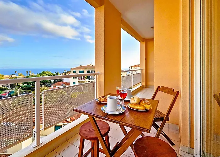 Zentrum By Interhome * Canico (Madeira)